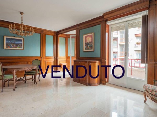 appartamento in vendita a Milano in zona Solari