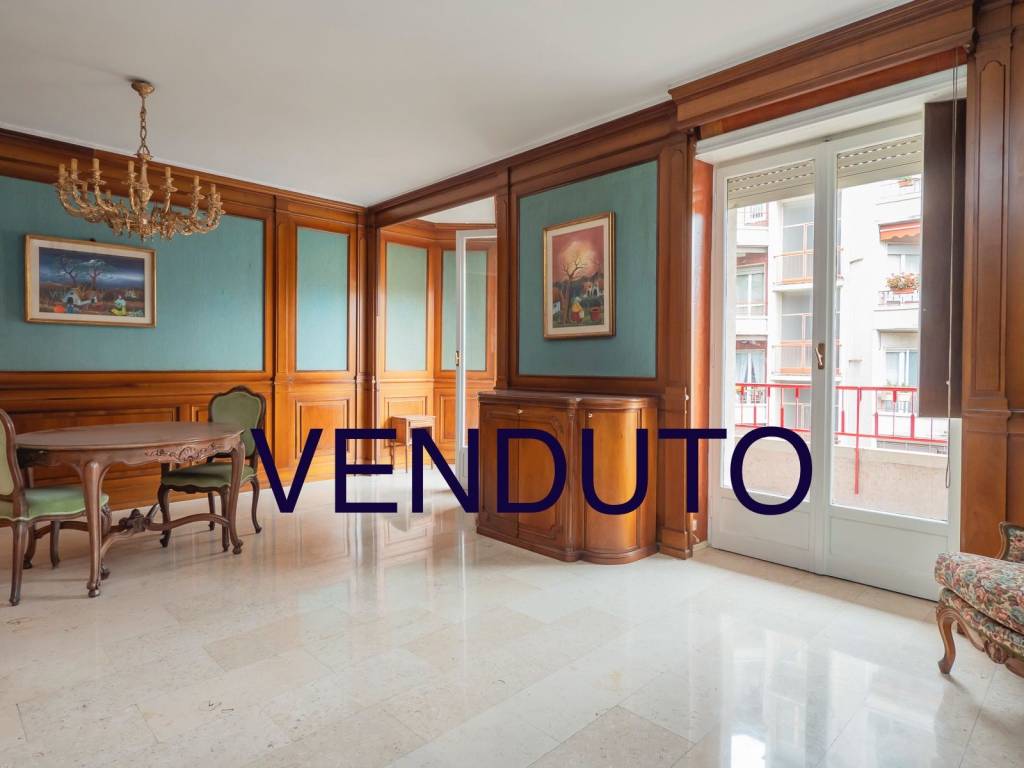 appartamento in vendita a Milano in zona Solari