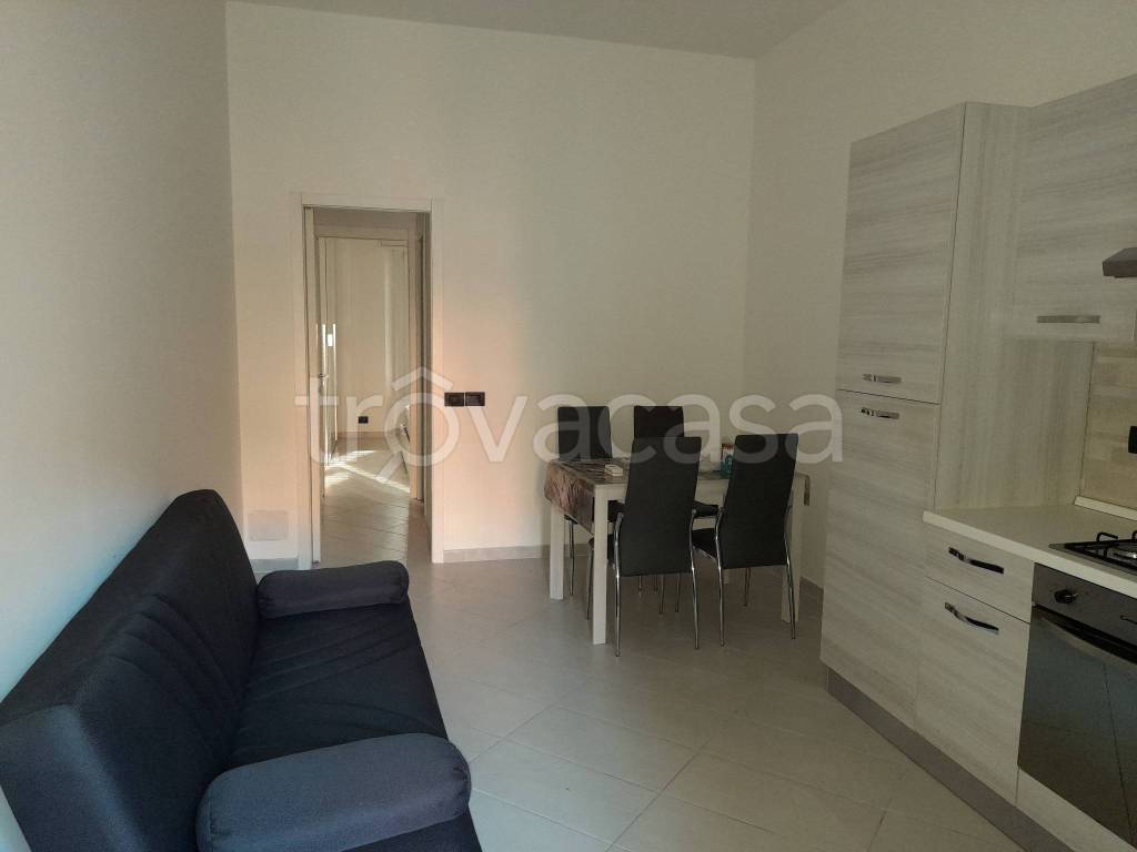 appartamento in vendita a Milano in zona Rottole