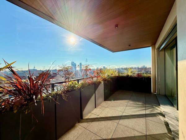 appartamento in vendita a Milano in zona Ghisolfa