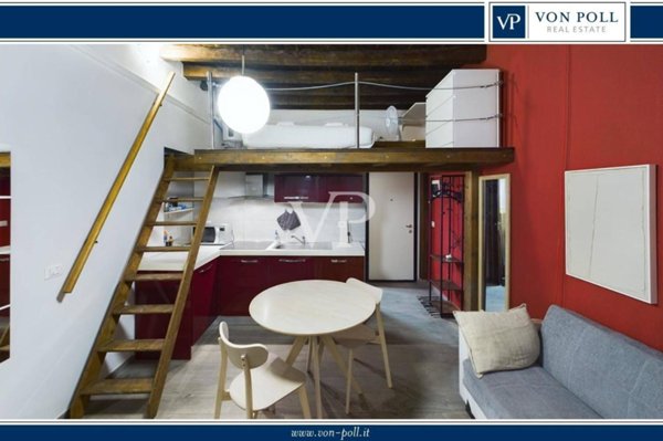 appartamento in vendita a Milano in zona Bocconi