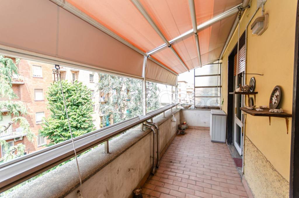 appartamento in vendita a Milano in zona Città Studi