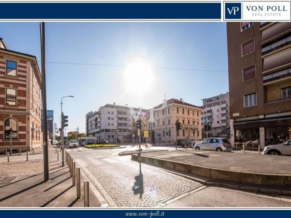 appartamento in vendita a Milano in zona Famagosta