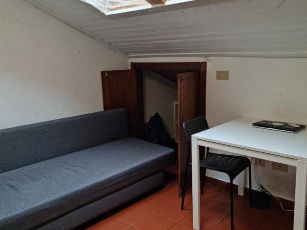 appartamento in vendita a Milano in zona Lorenteggio