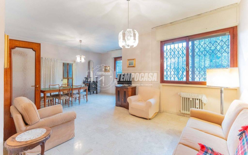 appartamento in vendita a Milano in zona Prato Centenaro