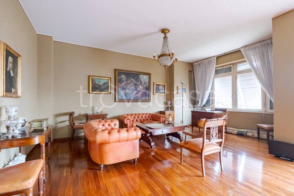 appartamento in vendita a Milano in zona Centro Storico