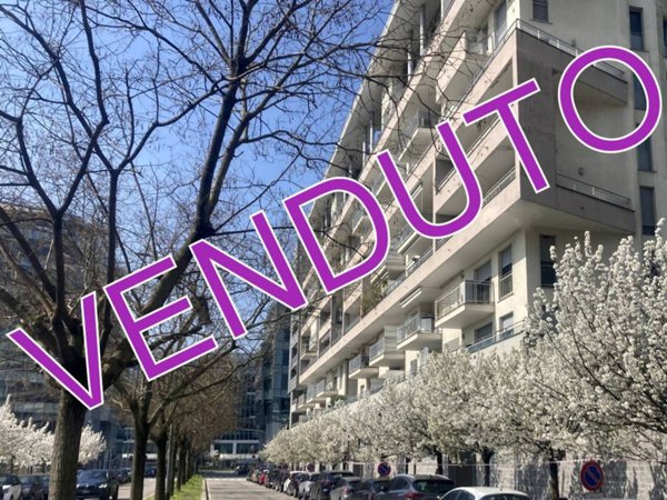 appartamento in vendita a Milano in zona Ponte Lambro