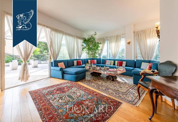 appartamento in vendita a Milano in zona Sant'Ambrogio