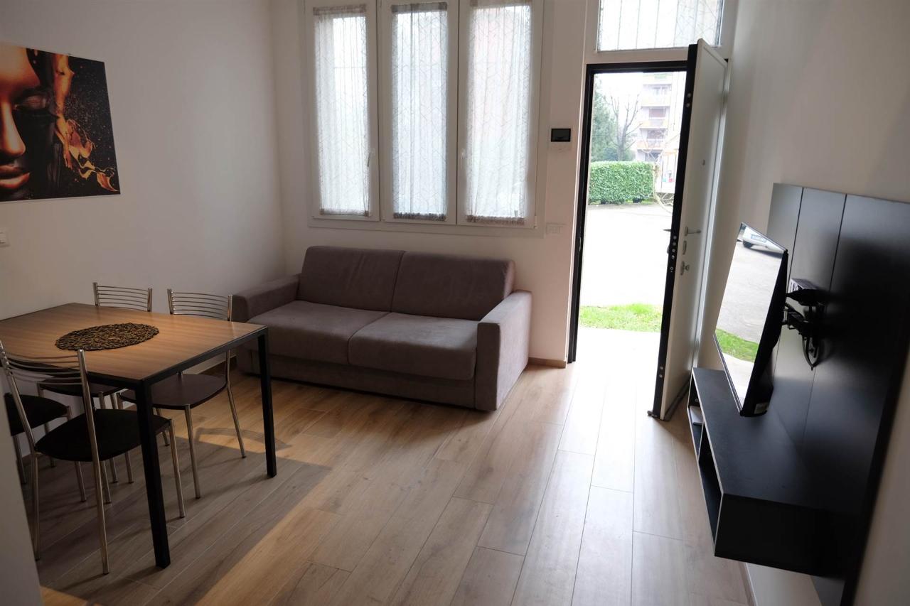 appartamento in vendita a Milano in zona Crescenzago