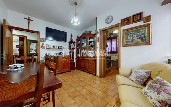 appartamento in vendita a Milano in zona Cagnola