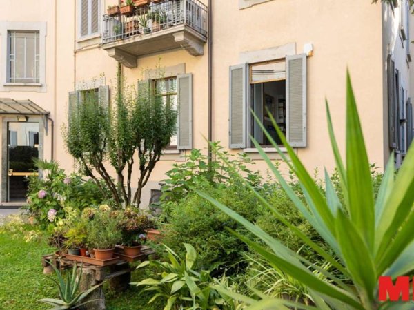 appartamento in vendita a Milano in zona Sempione