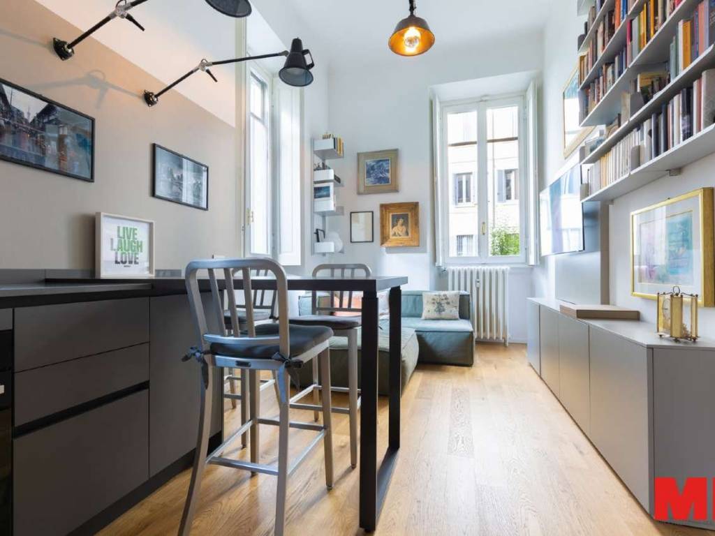 appartamento in vendita a Milano in zona Sempione