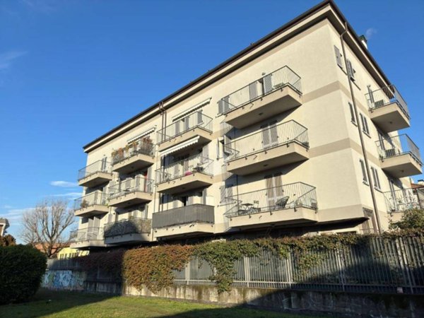 appartamento in vendita a Milano in zona Niguarda