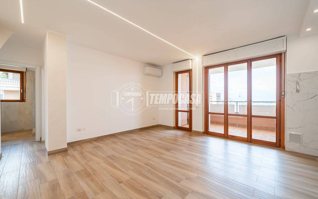 appartamento in vendita a Milano in zona Adriano