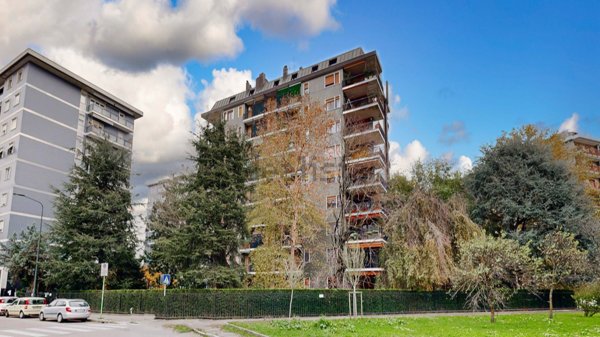 appartamento in vendita a Milano in zona San Siro