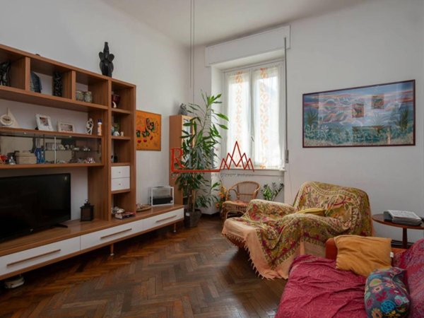 appartamento in vendita a Milano in zona Baggio
