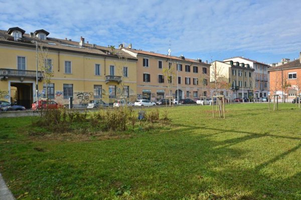appartamento in vendita a Milano in zona Porta Genova