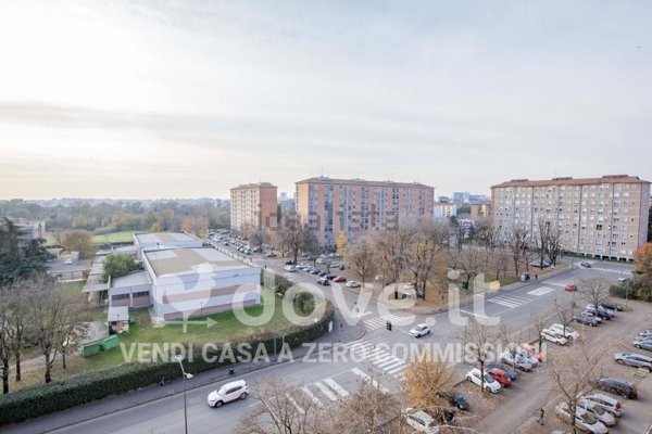 appartamento in vendita a Milano in zona Ronchetto sul Naviglio