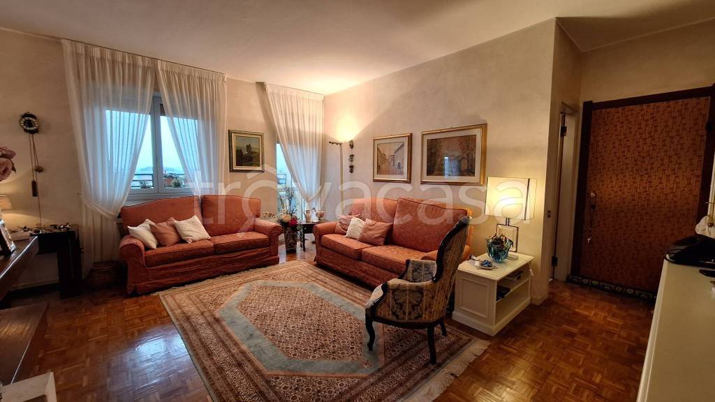 appartamento in vendita a Milano in zona Bruzzano