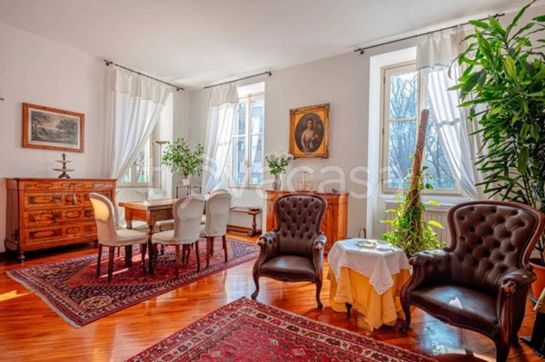 appartamento in vendita a Milano in zona Bocconi