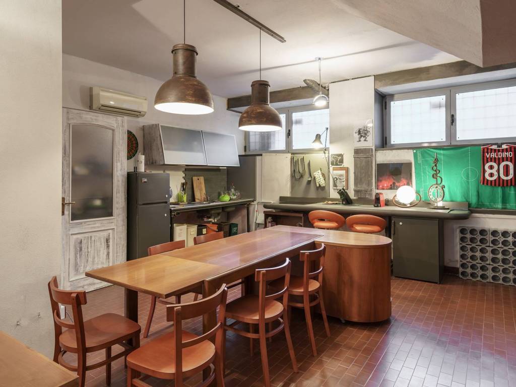 appartamento in vendita a Milano in zona Ghisolfa
