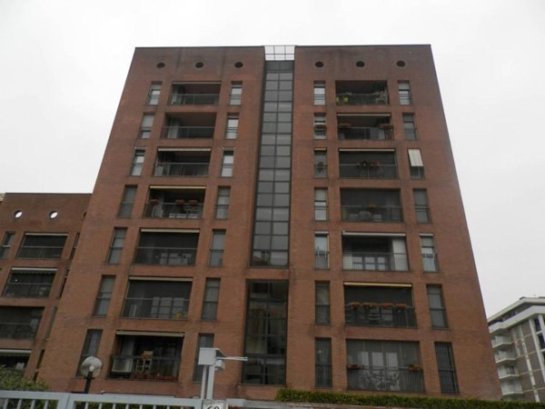appartamento in vendita a Milano in zona Ronchetto sul Naviglio