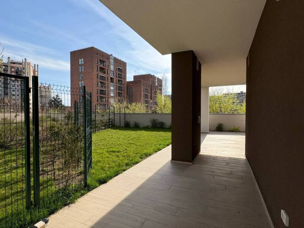 appartamento in vendita a Milano in zona Barona