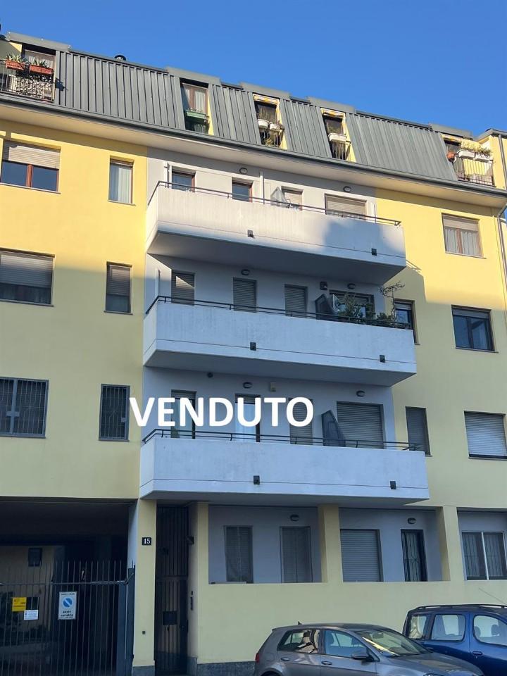 appartamento in vendita a Milano in zona Piazzale Lodi