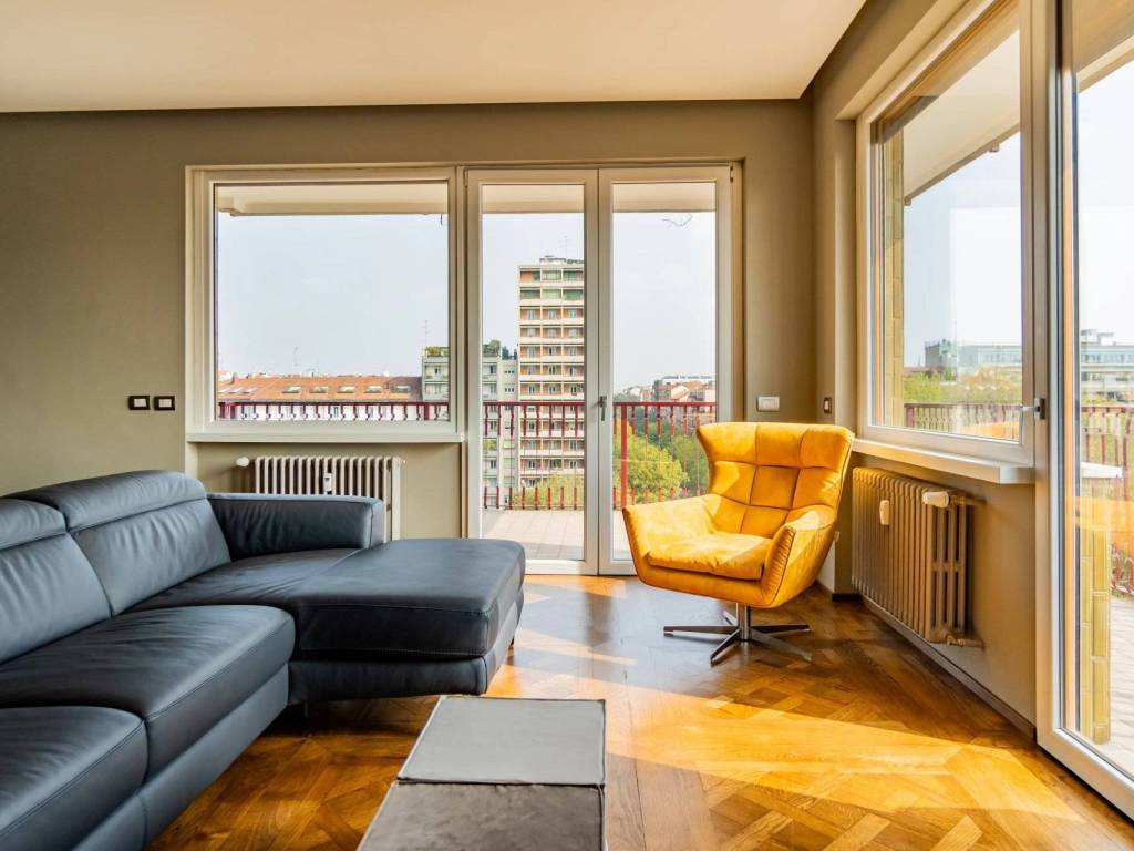 appartamento in vendita a Milano in zona Sempione