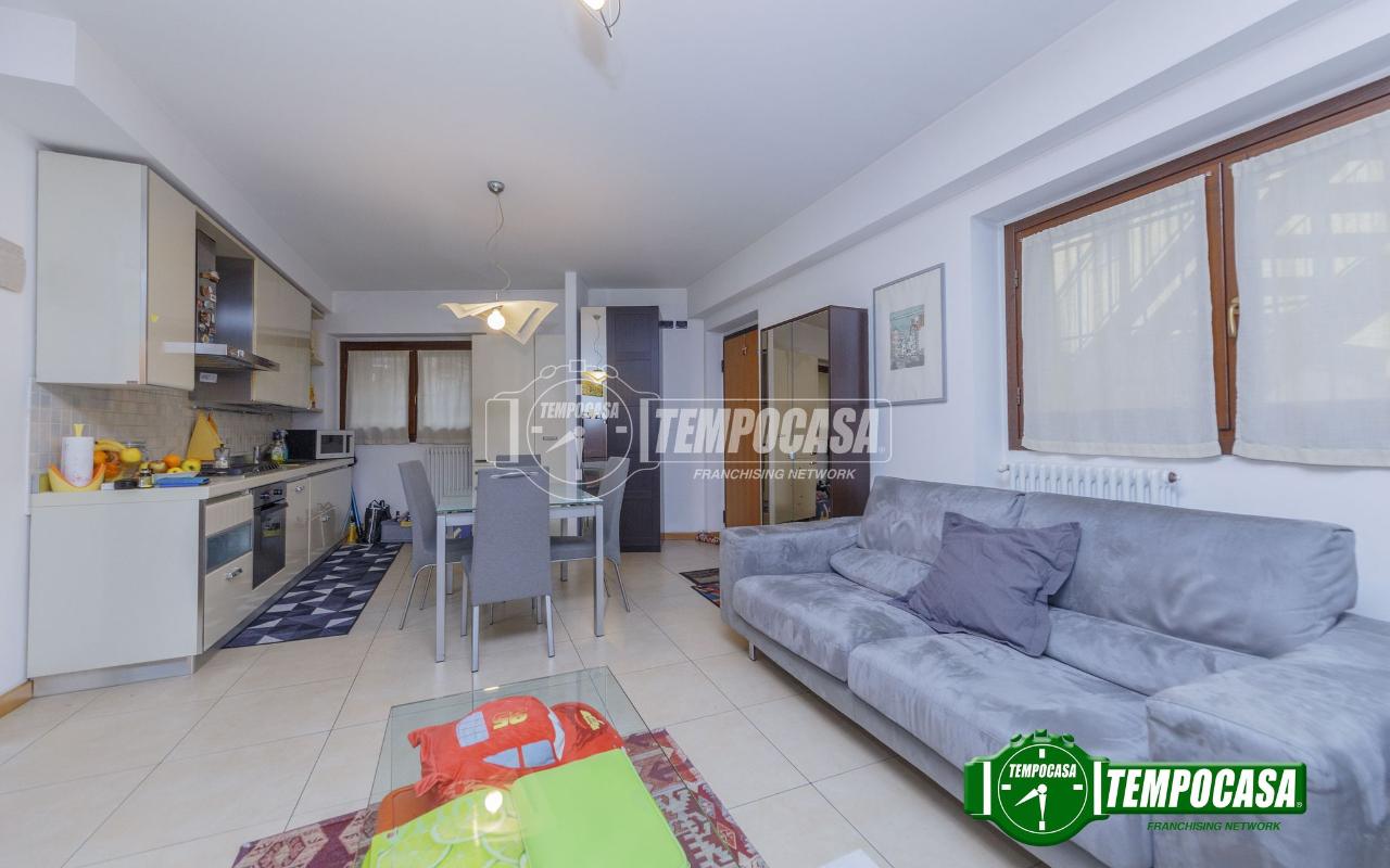 appartamento in vendita a Milano in zona Garegnano