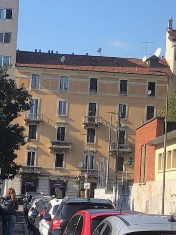 appartamento in vendita a Milano in zona Rottole