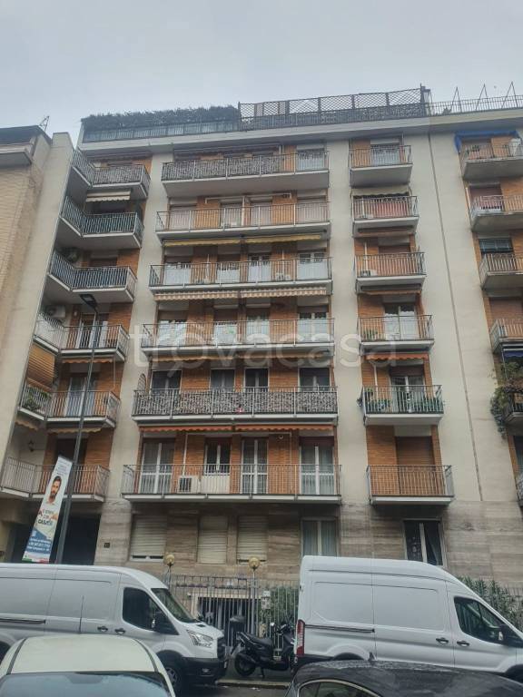 appartamento in vendita a Milano in zona Città Studi
