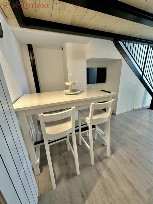 appartamento in vendita a Milano in zona Centro Direzionale