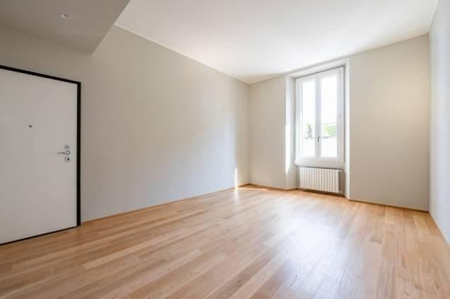 appartamento in vendita a Milano in zona Bullona