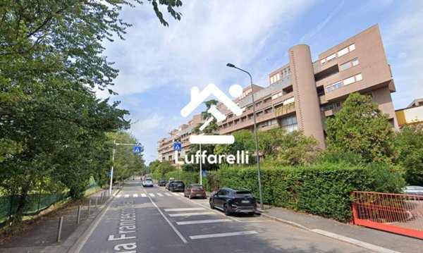 appartamento in vendita a Milano in zona Gallaratese