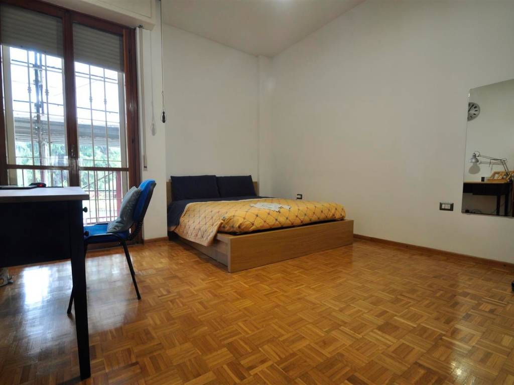 appartamento in vendita a Milano in zona Famagosta