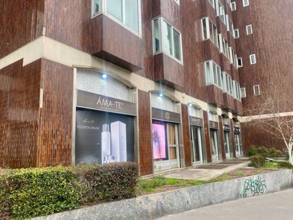 negozio in vendita a Milano in zona Maggiolina