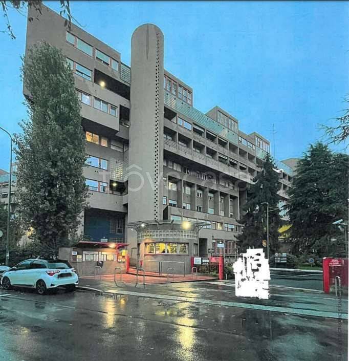 appartamento in vendita a Milano in zona Gallaratese