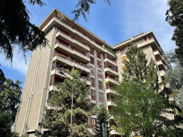 appartamento in vendita a Milano in zona San Siro