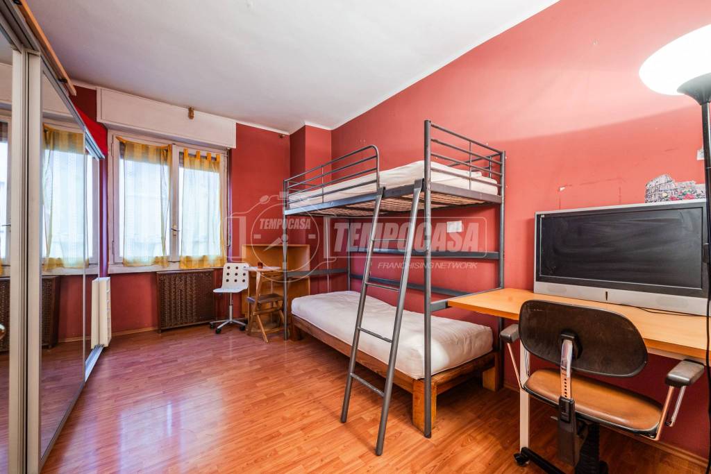 appartamento in vendita a Milano in zona Vigentino