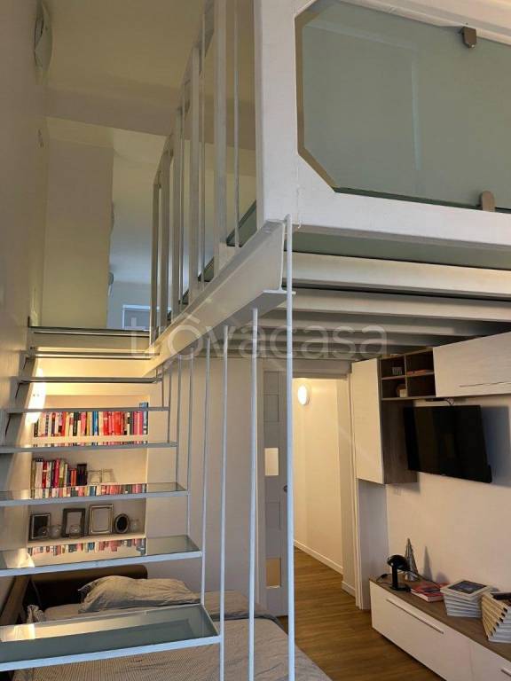 appartamento in vendita a Milano in zona Bovisa