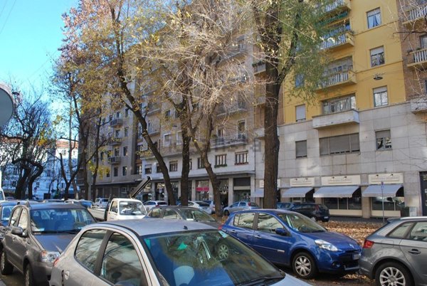 negozio in vendita a Milano