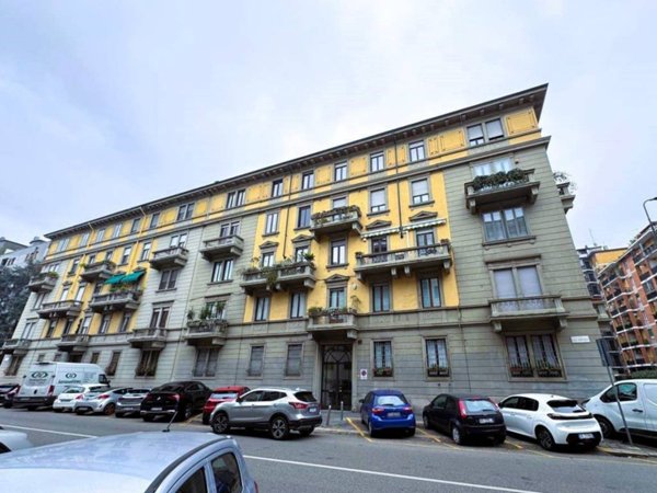 appartamento in vendita a Milano in zona XXII Marzo