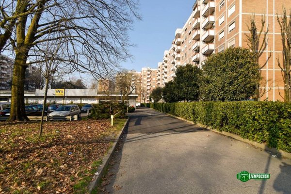 appartamento in vendita a Milano in zona Chiesa Rossa