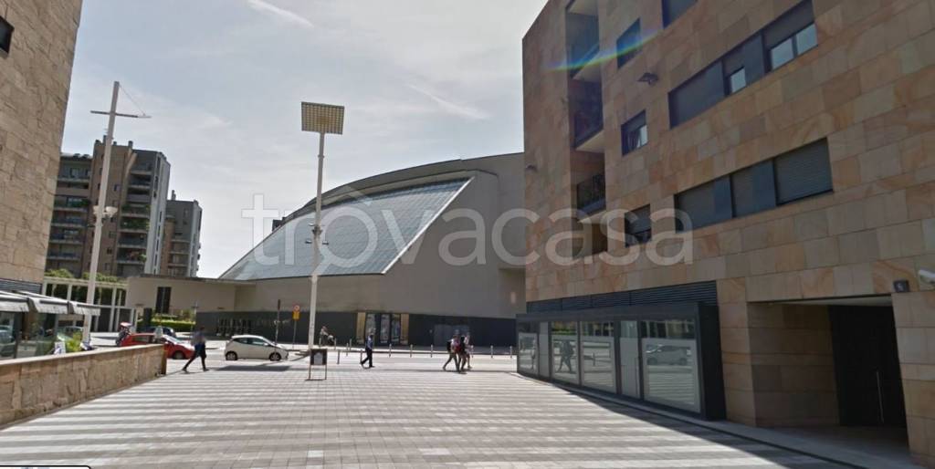 trivano in vendita a Milano in zona Bicocca