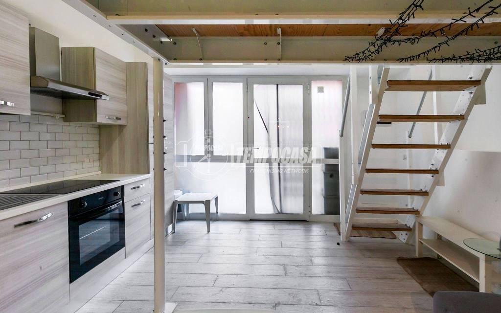 appartamento in vendita a Milano in zona Bovisa