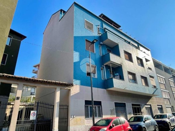 appartamento in vendita a Milano in zona Vigentino