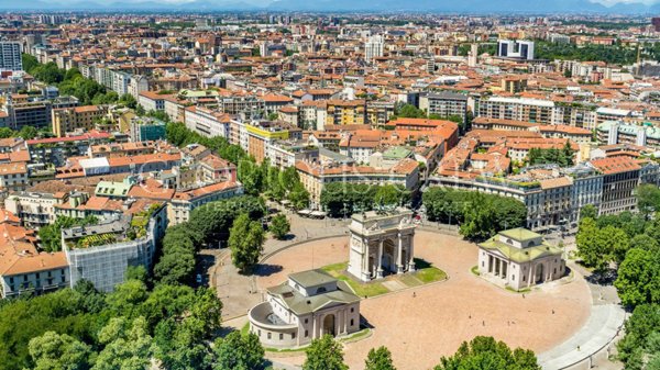 locale di sgombero in vendita a Milano in zona Sempione