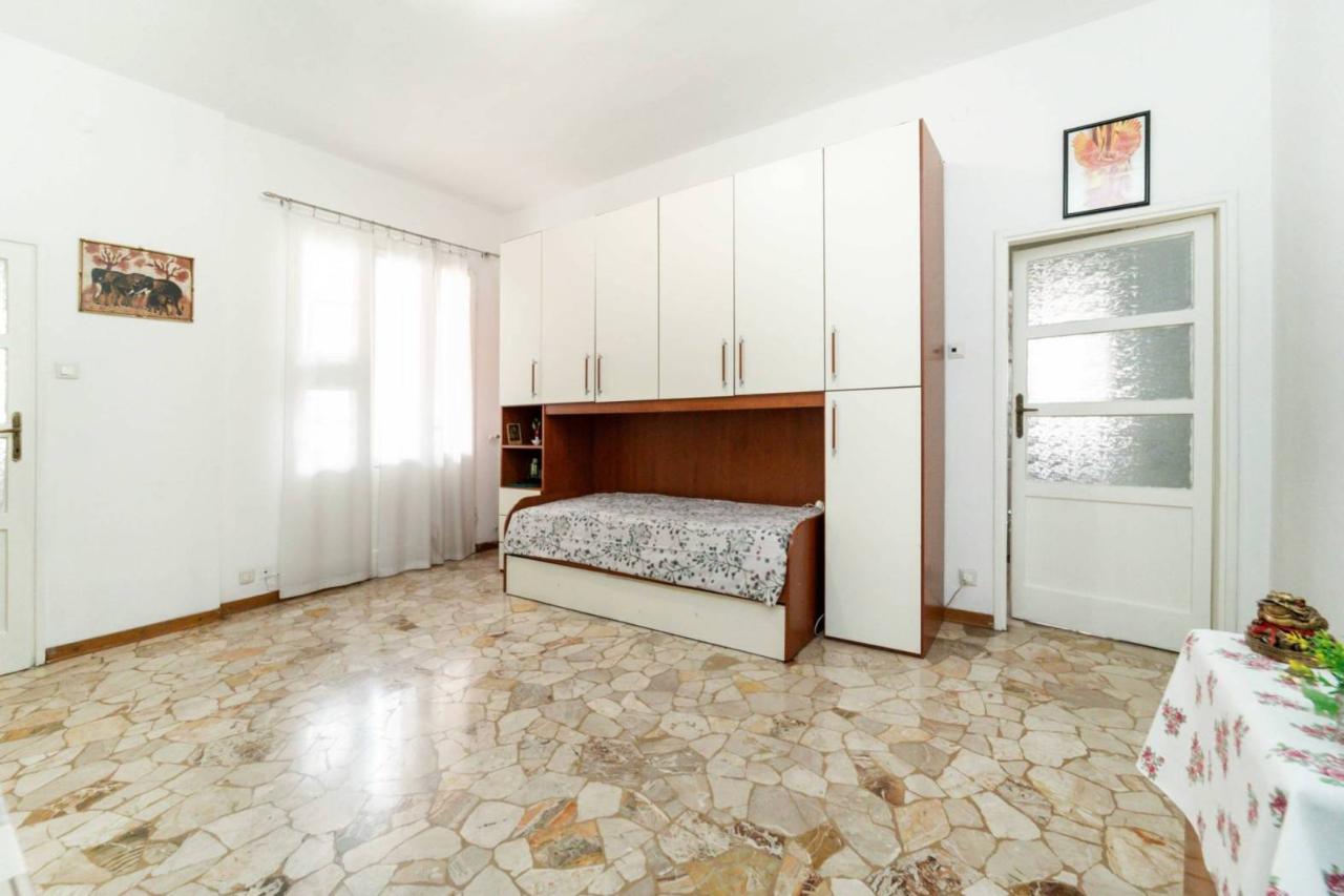 appartamento in vendita a Milano in zona Gorla
