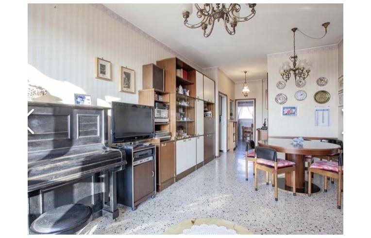 appartamento in vendita a Milano in zona Barona